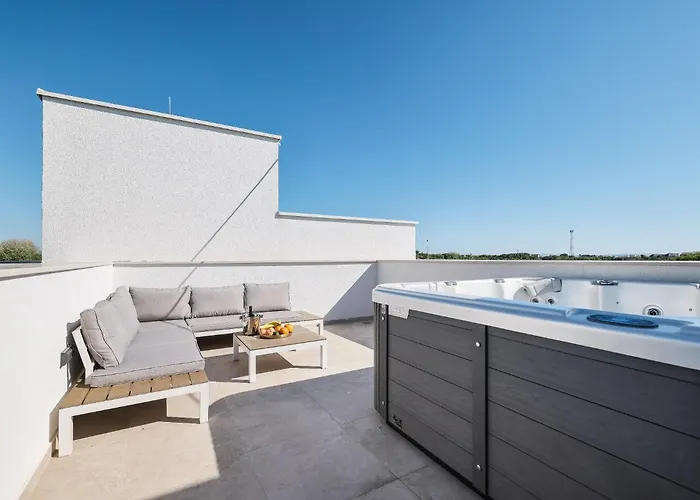 Vista, Jacuzzi, Pool *