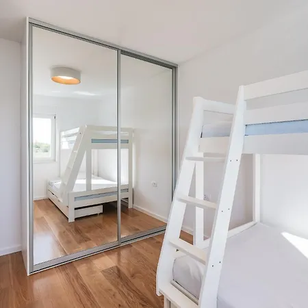 Vista, Jacuzzi, Pool Villa *