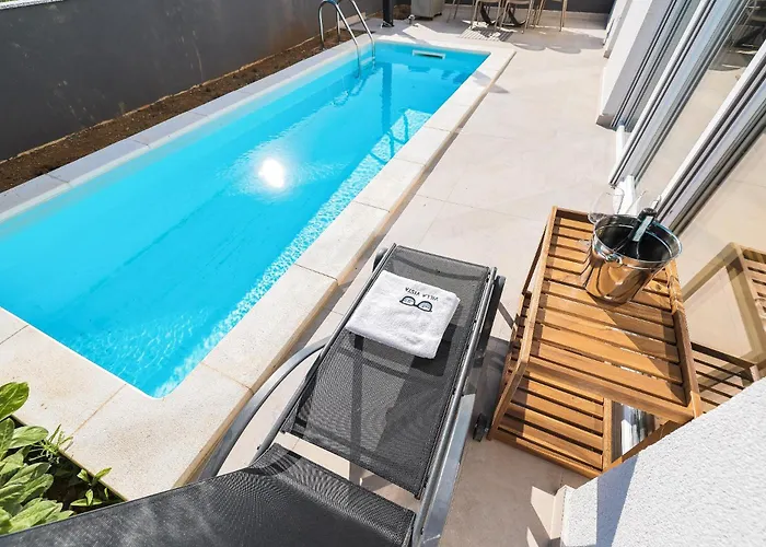 Vista, Jacuzzi, Pool Willa *